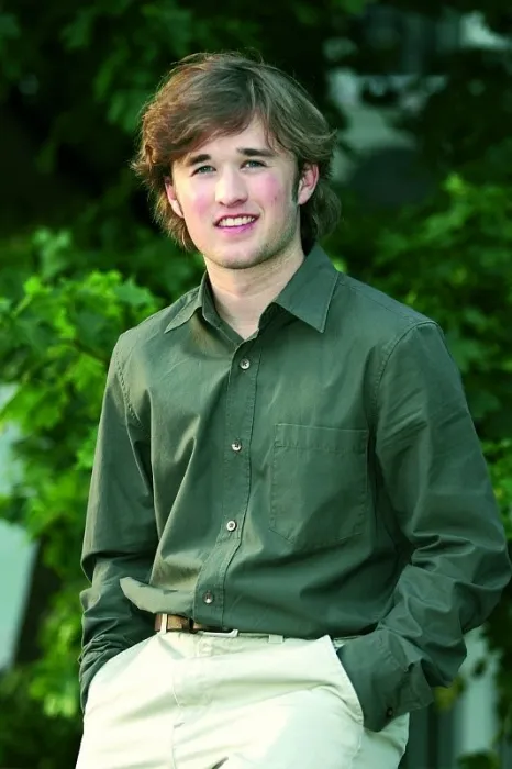 JOEL HALEY OSMENT JOEL HALEY OSMENT